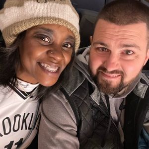 Meet your Posher, Rena